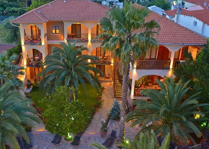 Pipini Luxury דירה לימנאס