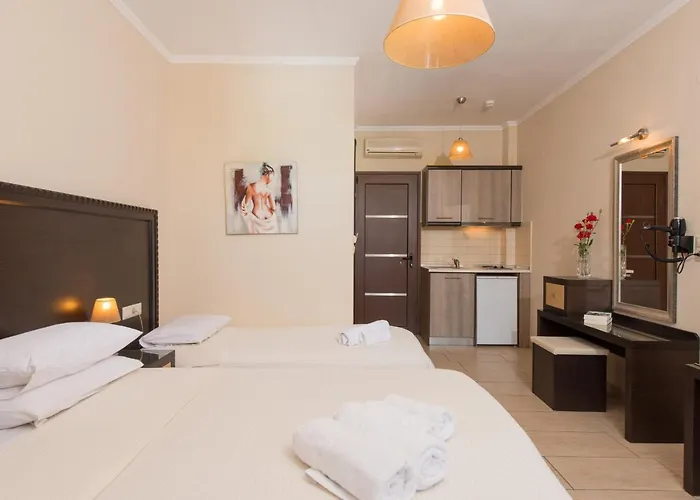 דירה Pipini Luxury לימנאס